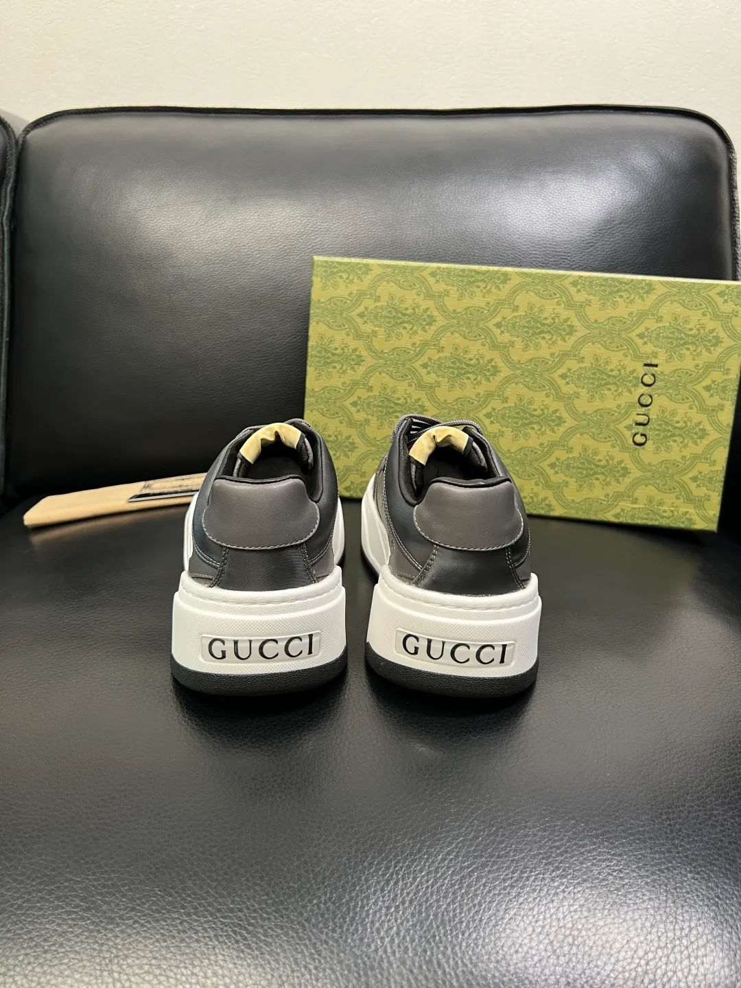 Men's shoes 💰840 Gucci high quality top crafts Gucci counter new original factory configuration, imported cowhide fabric from Italy, imported cowhide lining, breathable and comfortable, sole: original factory special supply original sole super comfortable, original factory and single goods, welcome to compare, code number 38-44 (customized 45 46)